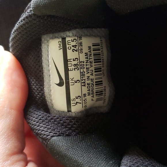 NIKE sneakers - Picture 4 of 4